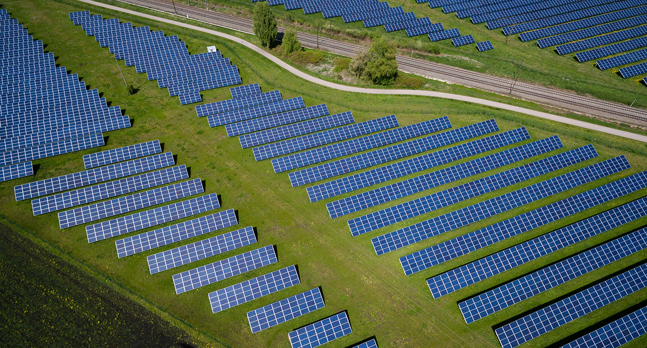 Solarpark aus der Luft